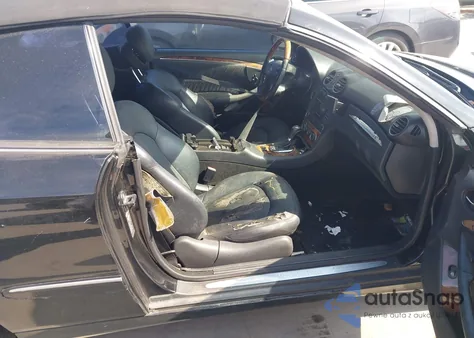 2006 Mercedes-Benz Clk 350 z USA, uszkodzony, nr VIN WDBTK56G56T059284